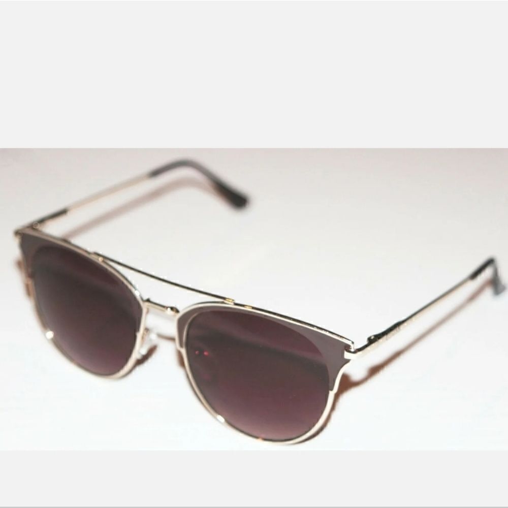 Guess GF0312 32F 54-19 135 Horn Aviator Ladies Sunglasses - Gold w/ Amber Lens